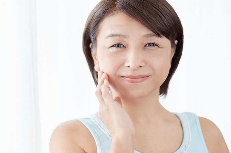 女性